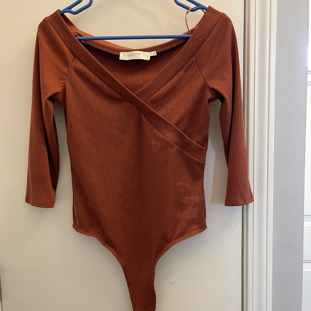 Astr The Label Rust Colored Off The Shoulder Body… - image 1